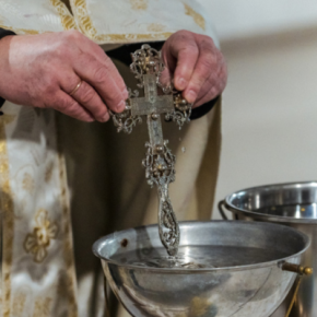 Из кранов тернополян течет освященная Иорданская вода