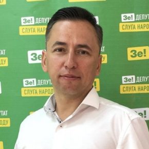 Два миллиона гривен, более 100 тысяч долларов и 75 тысяч евро, задекларировал нардеп из Тернополя Владимир Гевко