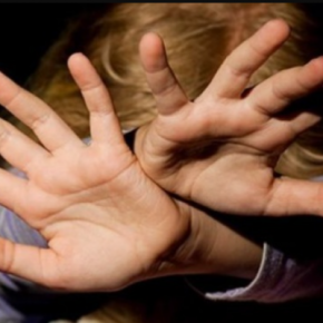 Гематомы и переломы: в Тернопольской области 23-летнего парня подозревают в избиении двух маленьких детей