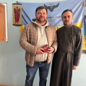 Медаль «Крест свободы» получил от митрополита Нестора тернопольский волонтер