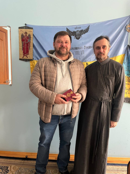 Медаль «Крест свободы» получил от митрополита Нестора тернопольский волонтер