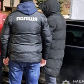 Молодой житель Тернополя за 9700 долларов помогал ухилянтам