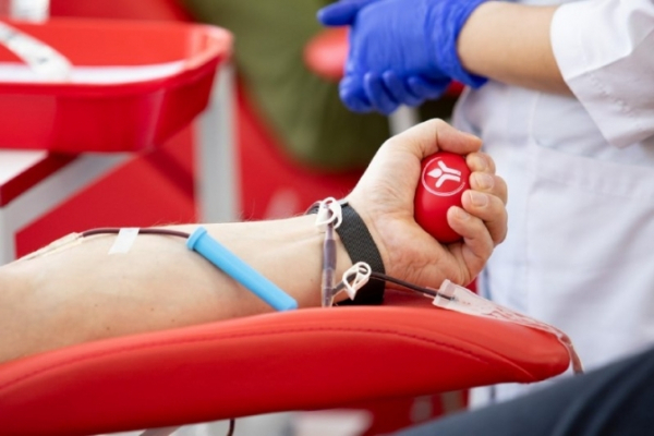 На Тернопольщине военные стали донорами крови для раненых собратьев