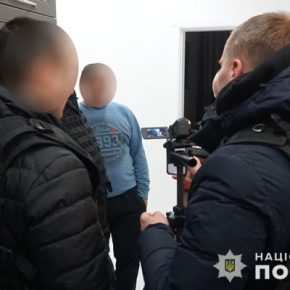 Переправили 48 мужчин за границу: в Тернопольской области задержали троих подозреваемых