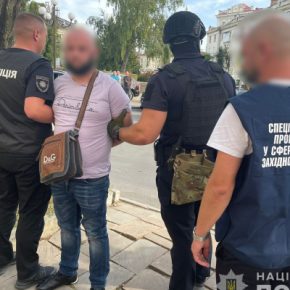 Будут судить двух жителей Тернополя, которые одолжили женщине 14000, а требовали 35000 долларов