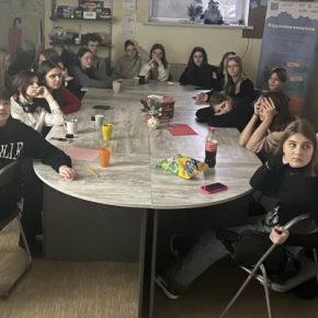 В тернопольском «Каритасе» подростков знакомят с особенностями разных профессий