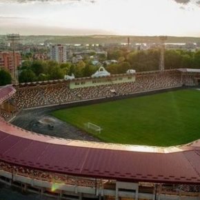 Коммунальное предприятие из Тернополя объявило тендер на 500 тысяч, которые собирается потратить на уход за футбольным полем