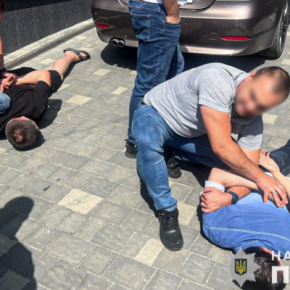 В Тернополе будут судить военного и депутата: требовали 6000 долларов за службу в тылу