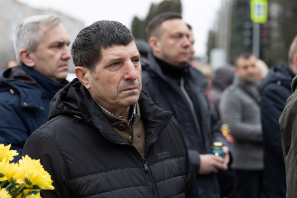 В Тернополе почтили украинских добровольцев