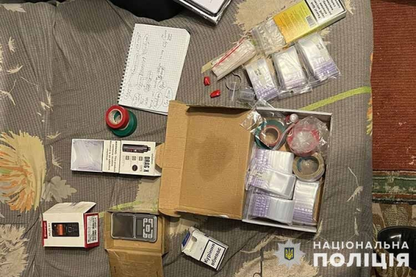 Житель Тернопольщины торговал наркотиками: дневной заработок составлял более 100 тыс. грн