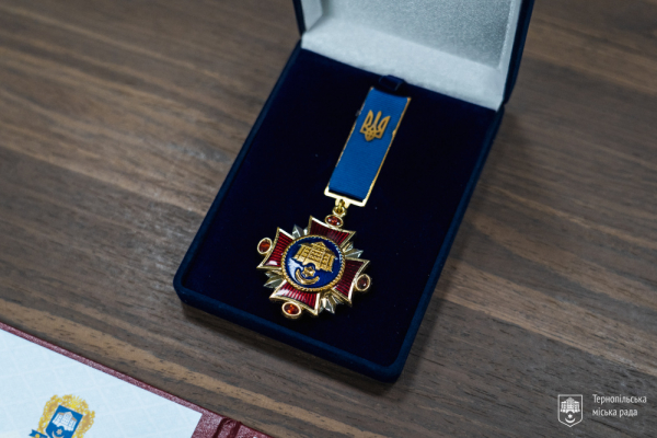Звание « Почетный гражданин города Тернополя получили шестеро воинов