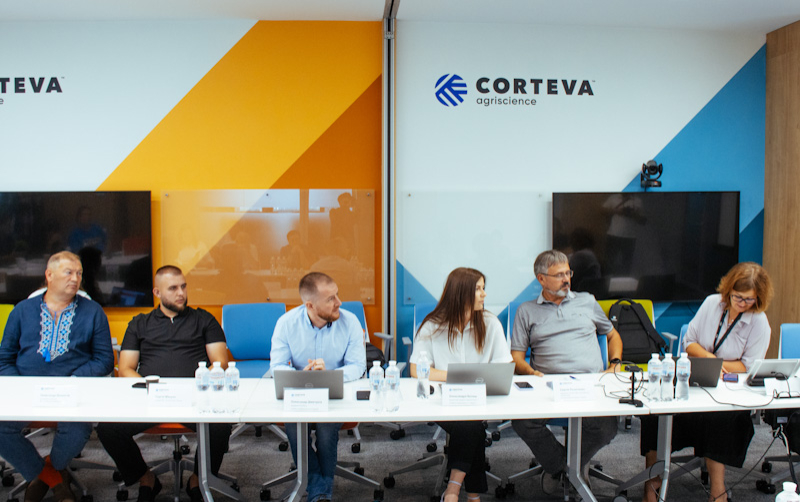 Corteva лидирует на рынке семян кукурузы