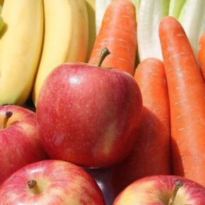 Новый лидер по продажам - томат, картофель также на вершине, дыня и арбуз дороже