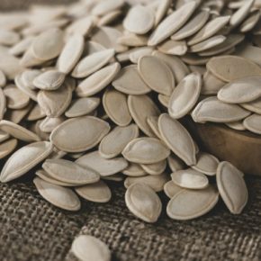 В ЕС не хватает тыквенных семечек