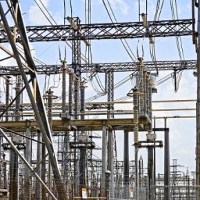 ДТЭК рассказал, почему продолжает «раскручивать» счетчик во время отключений электроэнергии