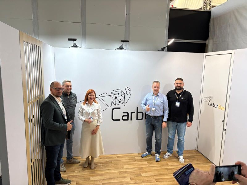 Тайтен Машинери Украина стала официальным дилером Carbon Bee в Украине