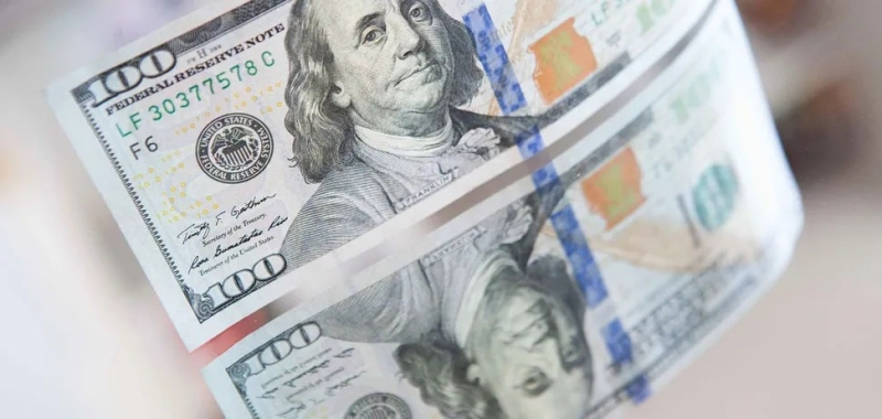 Курс доллара бьет рекорды: причины и 