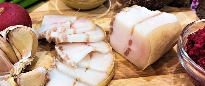 Украина закупила рекордное количество сала в январе