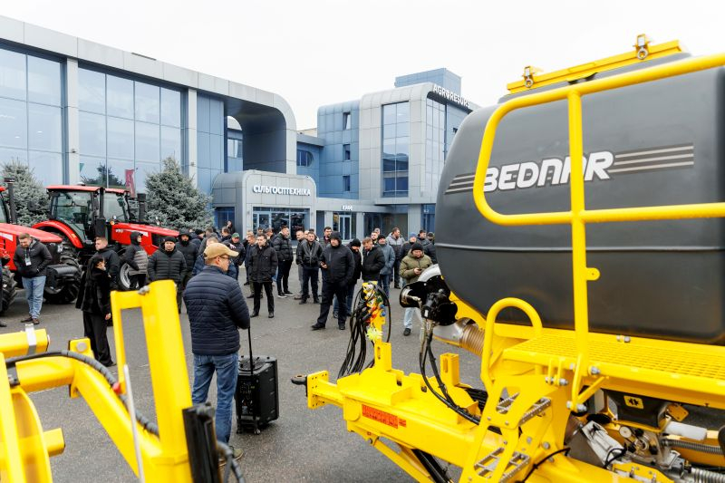 БЕДНАР удостоил АГРОРЕСУРС двумя ключевыми наградами 2025 года