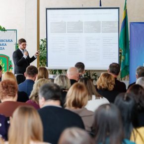 БФ «МХП-Громади» и Deloitte Ukraine разработали дорожную карту внедрения Стратегии развития Мироновской ТГ БФ «МХП-Громади» и Deloitte Ukraine разработали дорожную карту внедрения Стратегии развития Мироновской ТГ