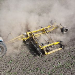 Как подготовить поле к посеву: опыт с компакторами SWIFTER