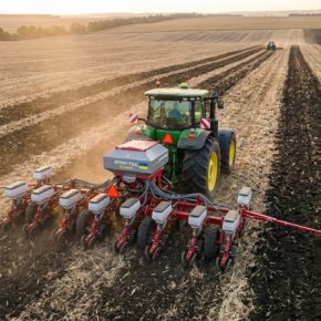 Меньше горючего, больше урожая: в Украине strip-till побеждает вспашку
