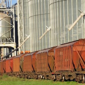 Ценовой удар по логистике: зерновозы дорожают на 23% с 1 июня