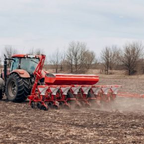 Сколько экономит No-Till: горючее моточасы и урожайность кукурузы в зоне недостаточного увлажнения