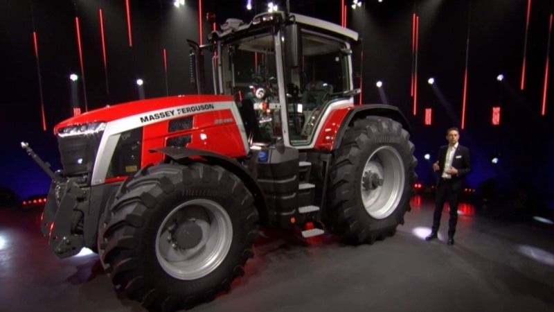 Massey Ferguson презентував нову серію тракторів 8S