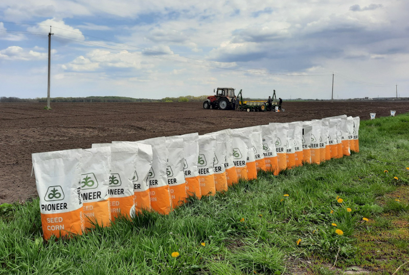 Corteva Agriscience бесплатно передала семена пострадавшим от войны фермерам Украины