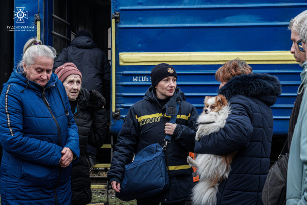 В Тернополь прибыл поезд с эвакуированными жи Донетчины