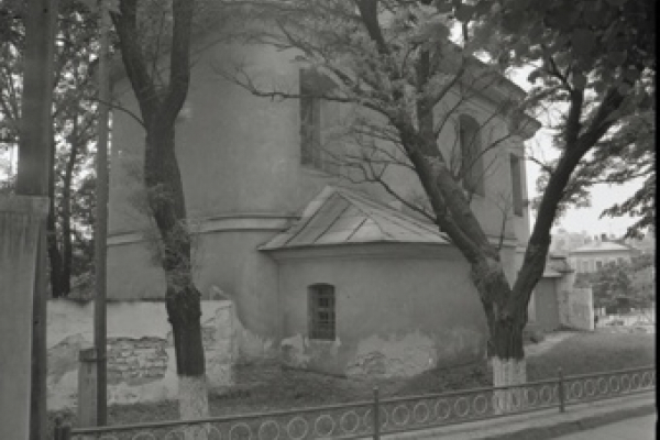 Храм Святой Покровы в Бучаче на фото 1977 года