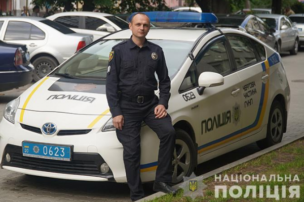 «Волнение было такое, что словами не передать»: в Тернопольской области полицейский транспортировал донорское сердце