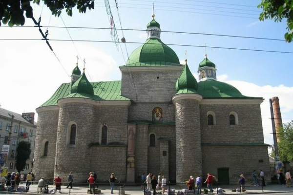 Когда будут освящать пасхальные корзины в храмах Тернополя : график