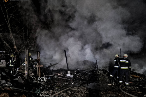 Масштабный пожар в Острове: сгорел огромное здание