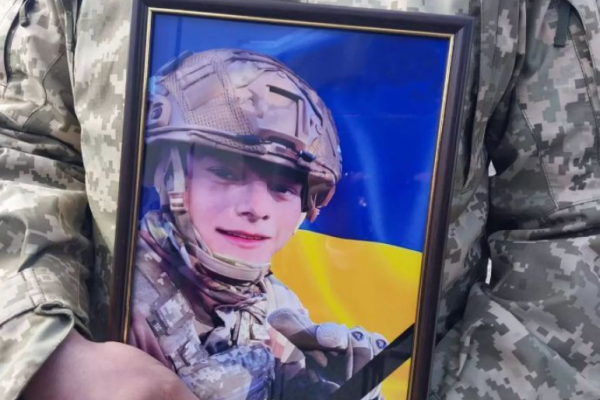 На Борщевщине похоронили 21-летнего Героя Павла Пантеева