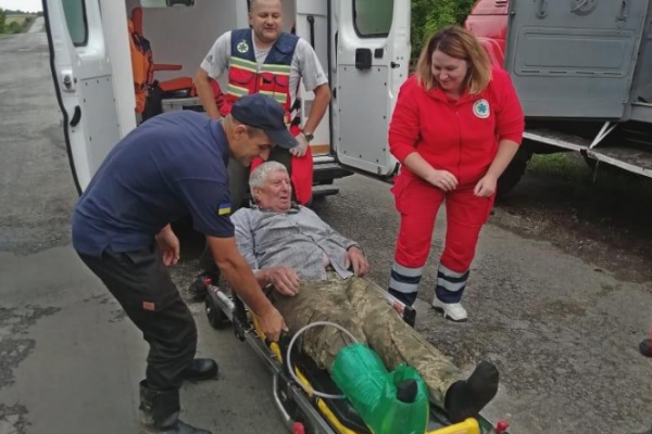 Несчастный случай на Козовщине: житель Тернополя собирал грибы в лесу и сломал ногу