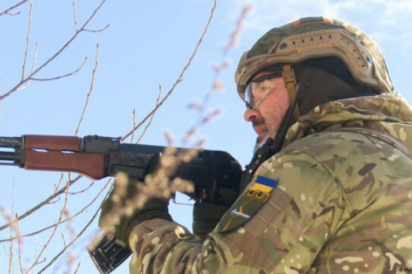 Партия оружия на Тернопольщину, ее раздали подразделениям территориальной обороны