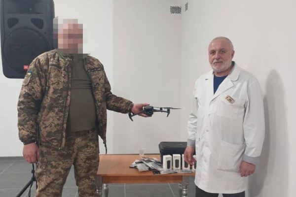 Работники больницы в Тернопольской области передали помощь для ВСУ почти на миллион гривен