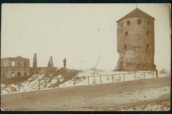 Руины замка в Скале-Подольской