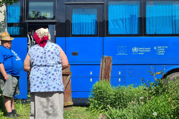 Тернопольщиной ездит «вакцинальный» автобус