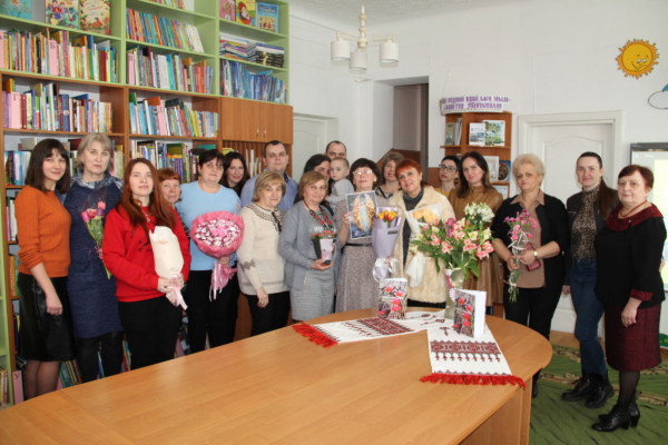 В Тернопольской областной библиотеке для детей презентовали сборник известной тернопольской поэтессы Тамары Игнатьевич