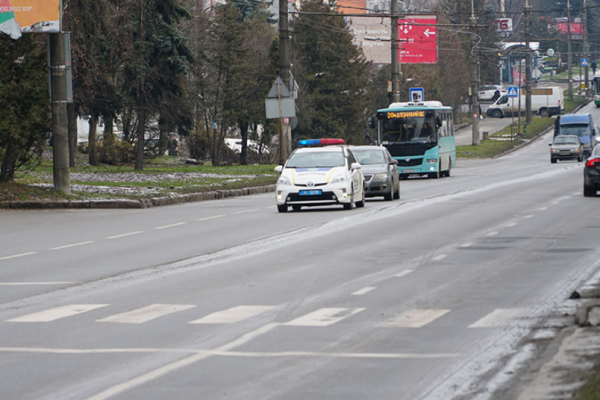 В Тернополе патрульные будут сообщать о воздушную тревогу из-за громкоговорителей