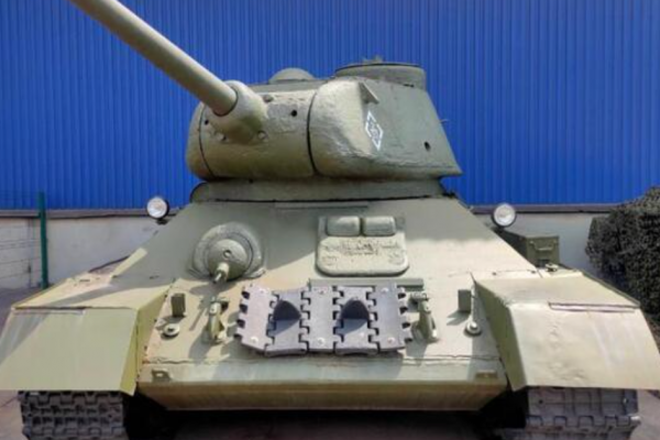 В Тернополе перенесли дату аукциона по продаже советского танка