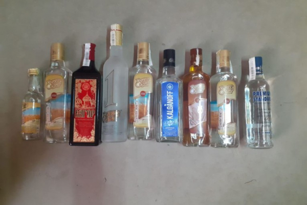 В Тернополе бдительность граждан помогла полицейским разоблачить продавца алкогольных напитков