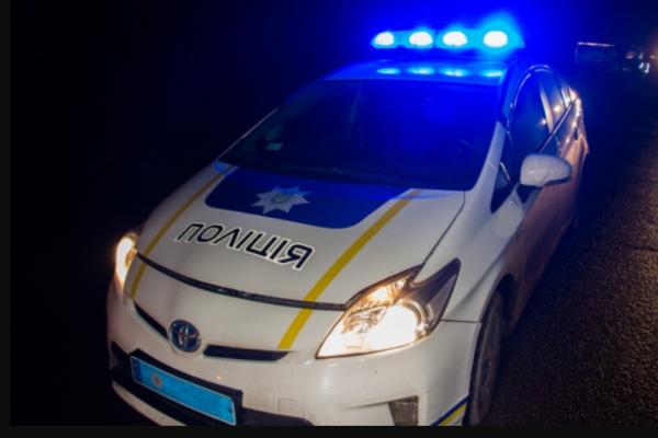 В Тернополе полиция официально сообщает, что служебный автомобиль не сбивал человека