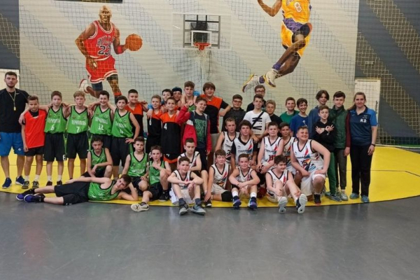 В Тернополе состоялись товарищеские матчи баскетбольных команд