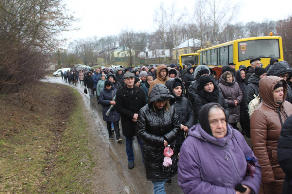 Великогаевское общество попрощалось с 34-летним Героем Олегом Гри ></p>
<p> Фото из сети Интернет </p>
<p><img class=