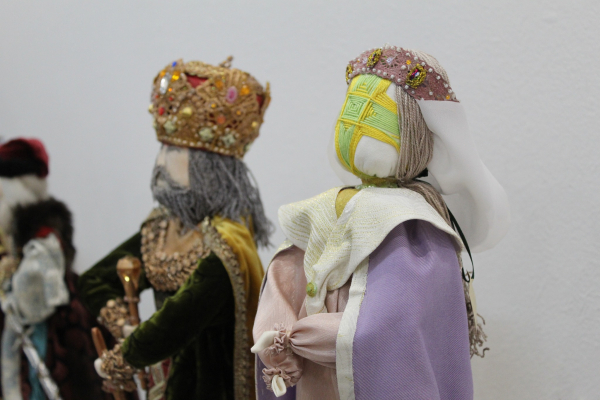 Выставка авторских кукол и княгини Украины открыли в Тернополе